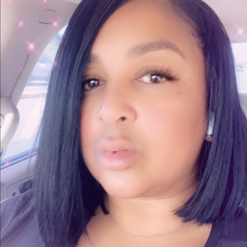 Meet your Posher, Kimberly
